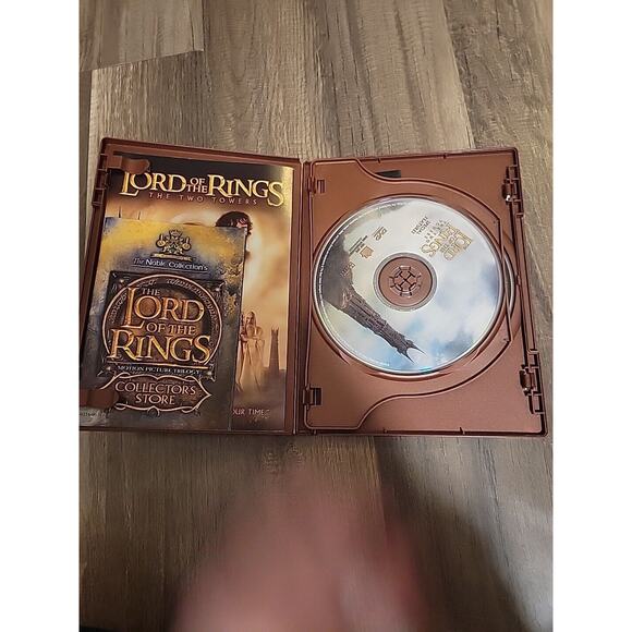 The Lord of the Rings: The Two Towers (DVD, 2003, 2-Disc Set, Full Frame Two... - Picture 3 of 4